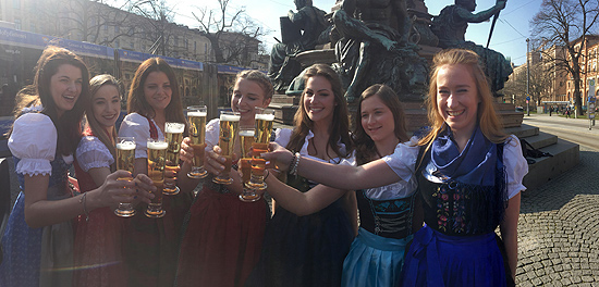 Angelina Köpf, Stefanie Komeyer, Stefanie Bücheler, Sabine Ullrich, Bianca Wenzel, Christina Pollnick, Jacqueline Geiger (©Foto.Martin Schmitz)